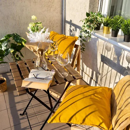 Cozy Panorama Next To The Buda Castle