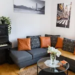 Cozy Panorama Next To The Buda Castle Apartament